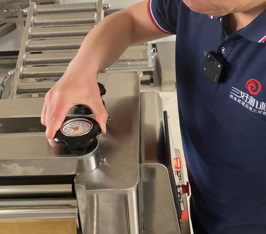 餃子機(jī)壓面棍設(shè)計(jì) 餃子機(jī)壓面棍設(shè)計(jì)