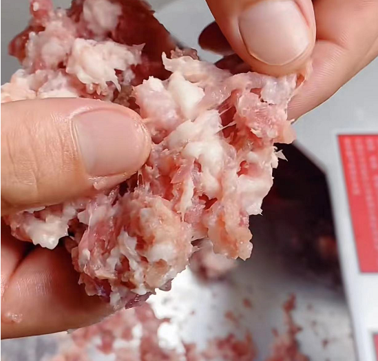 怎么使餡料粒粒彰顯真材實料？斬拌機能不能解決？