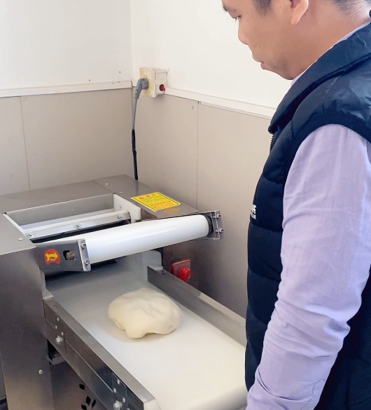 三好揉面機(jī) 三好揉面機(jī)